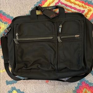 Tumi alpha expandable laptop bag